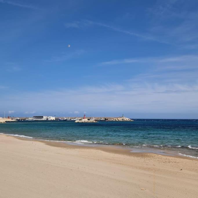 Joyo Estudio A Pasos Del Mar